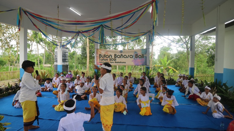 Pelaksanaan Lomba Serangkaian Bulan Bahasa Bali Tahun 2021 Di Rumah Bcc Desa Besakih Kabupaten Karangasem